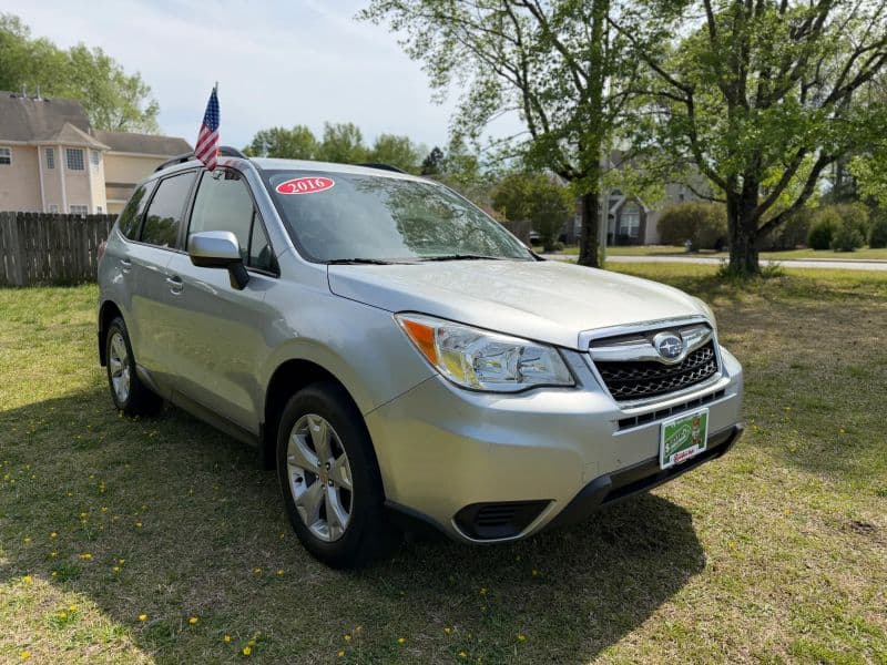 2016 Subaru Forester 2.5i Premium Sport Utility 4D — photo 4 of 28