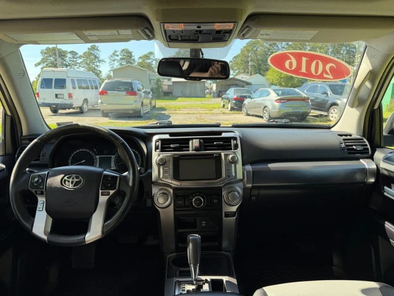 2016 Toyota 4Runner SR5 Premium Sport Utility 4D — photo 16 of 25
