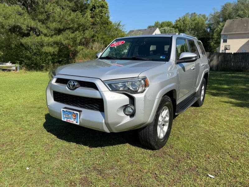 2016 Toyota 4Runner SR5 Premium Sport Utility 4D — photo 2 of 25