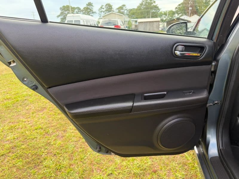 2013 MAZDA MAZDA6 i Touring Sedan 4D — photo 14 of 26