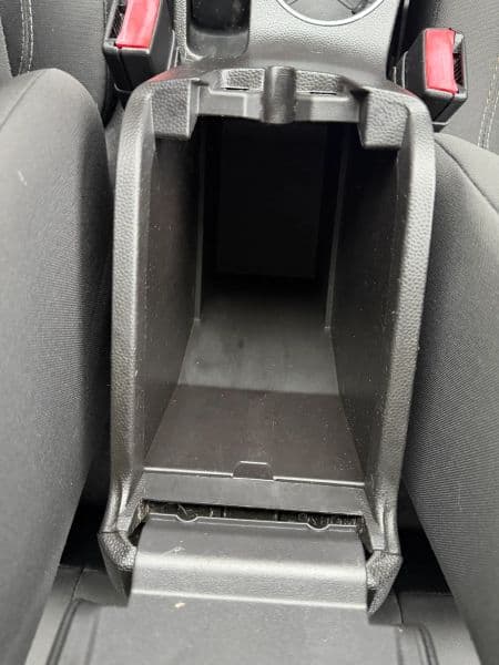 2017 Ford Fiesta SE Hatchback 4D — photo 23 of 24