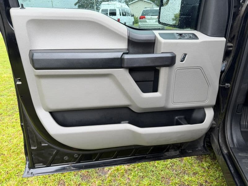 2018 Ford F150 Regular Cab XL Pickup 2D 8 ft — photo 10 of 20