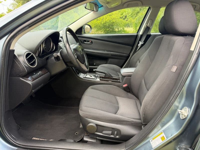 2013 MAZDA MAZDA6 i Touring Sedan 4D — photo 13 of 26