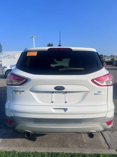 2013 Ford Escape SE Sport Utility 4D — photo 3 of 9