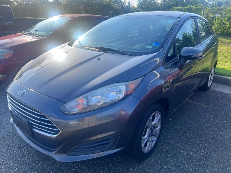 2015 Ford Fiesta SE Sedan 4D