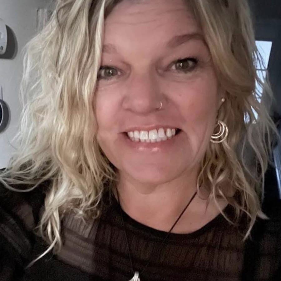 Dawn, co-owner of RydeTime Auto